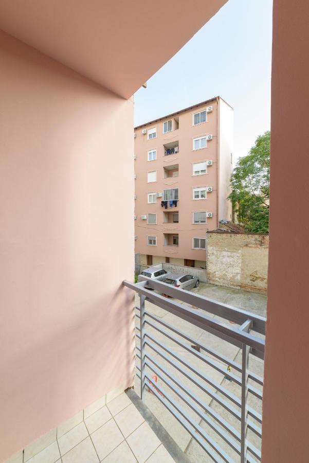 Appartamento Mm2 Novi Sad Esterno foto